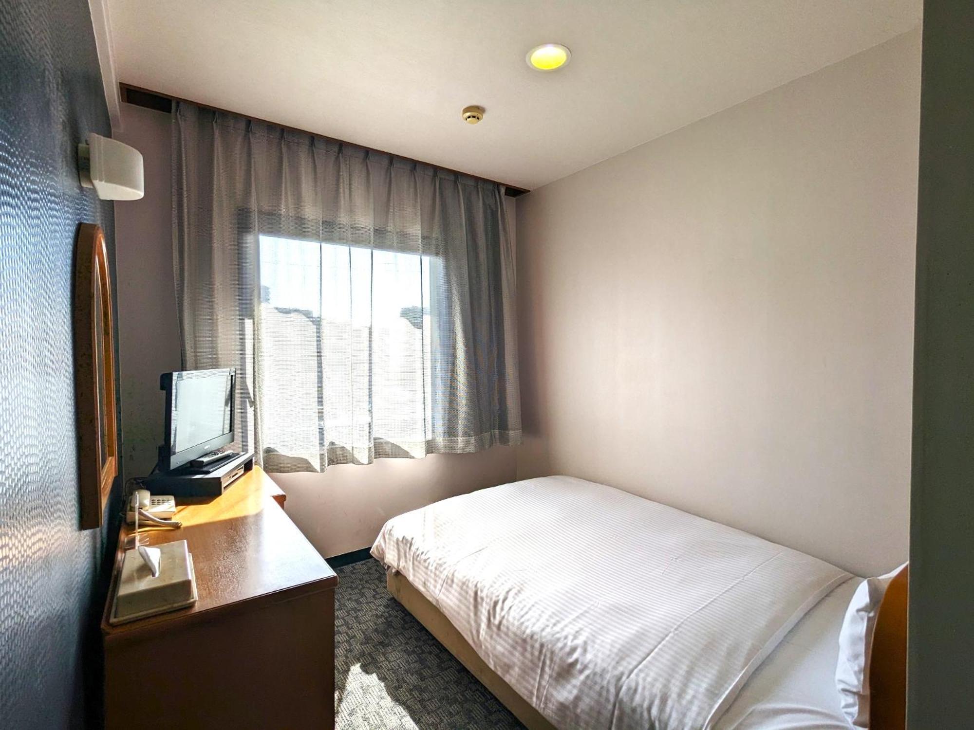 Gr Hotel Suidocho Кумамото Экстерьер фото
